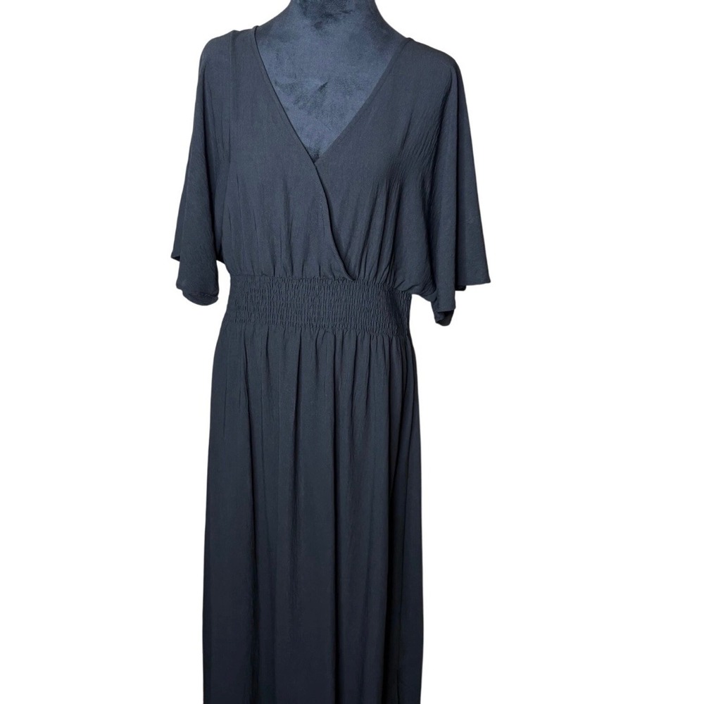 Women's Black Smocked Maxi Dress V-Neck Back Tie Plus Size 1XL NWT Romantic